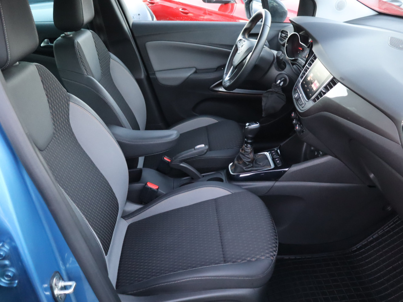 Opel Crossland, 2019