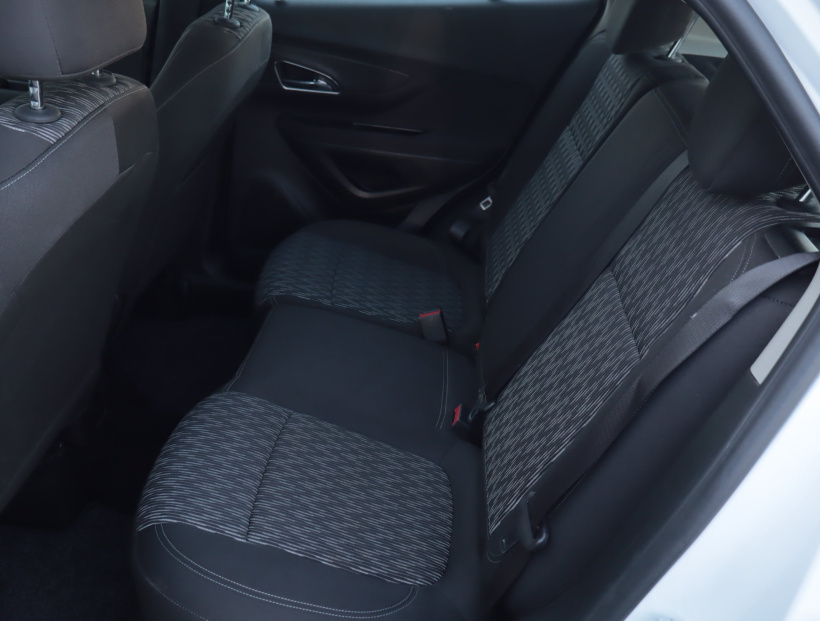 Opel Mokka, 2016