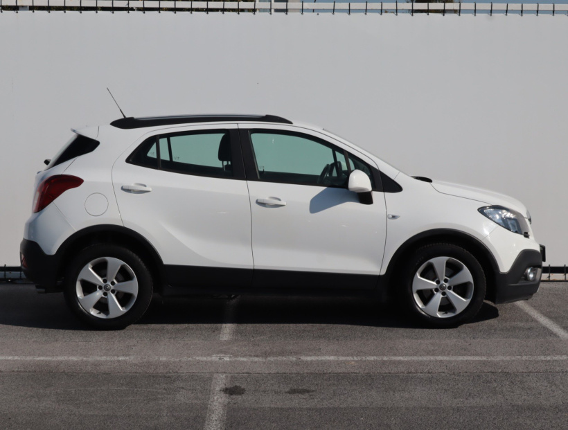 Opel Mokka, 2016