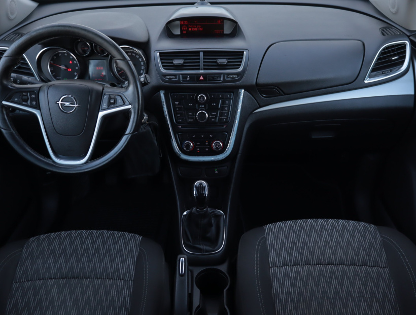 Opel Mokka, 2016