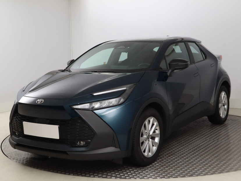 Toyota C-HR, 2025