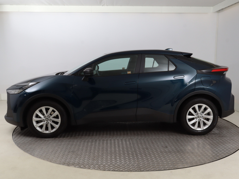 Toyota C-HR, 2025