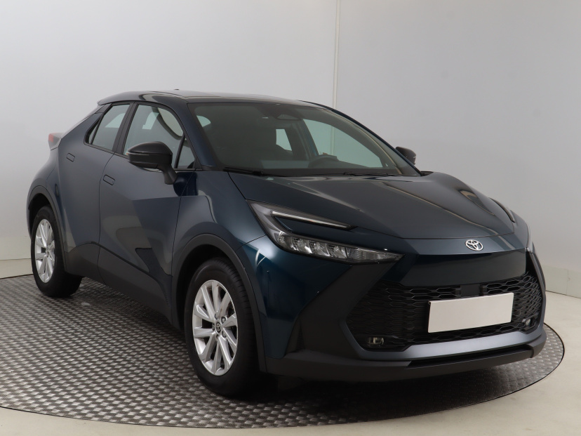 Toyota C-HR, 2025