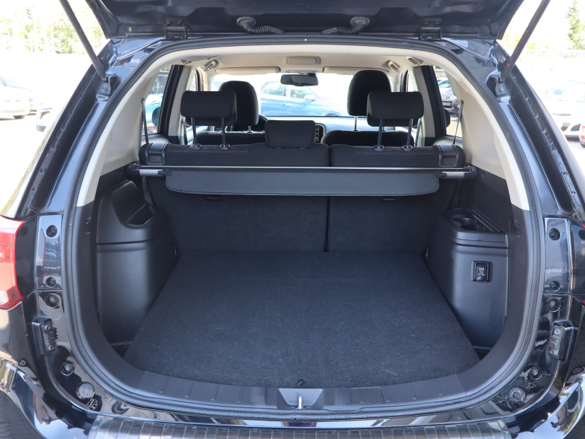 Mitsubishi Outlander, 2017