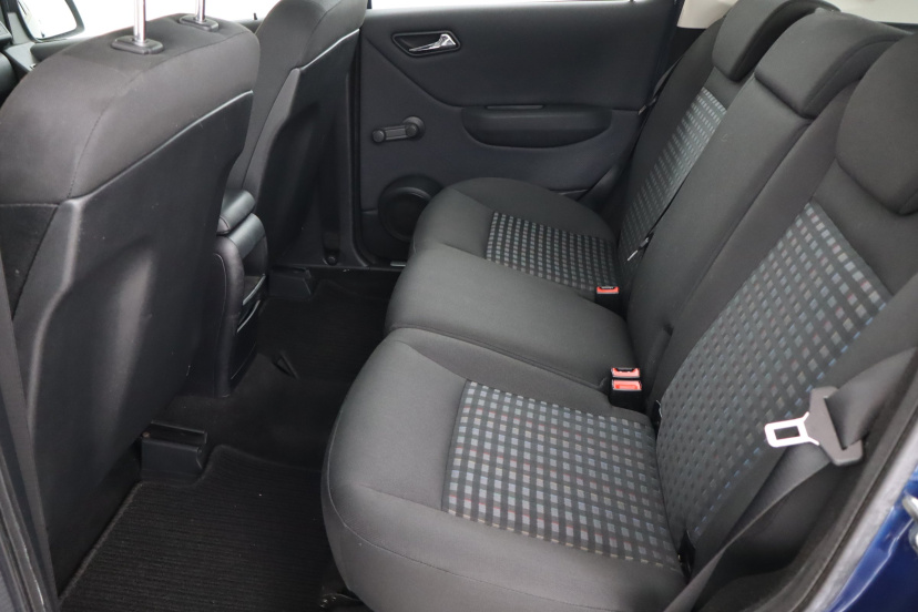 Mercedes-Benz A, 2010