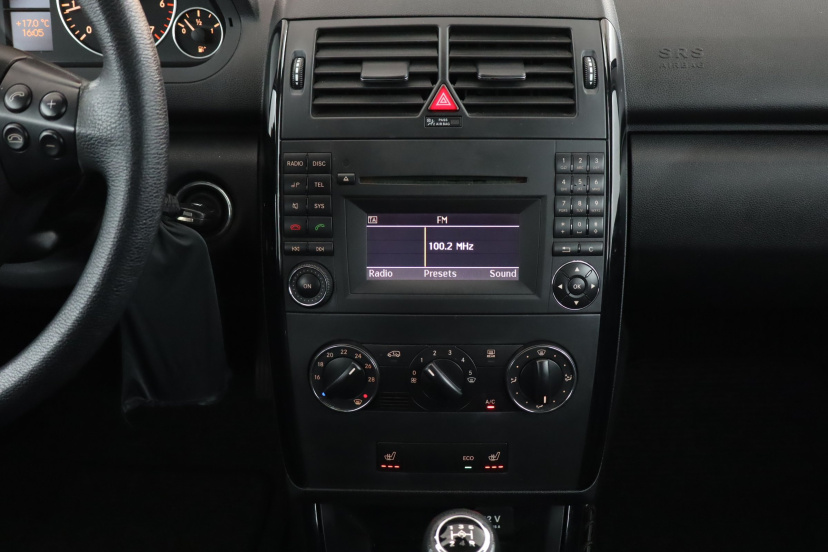 Mercedes-Benz A, 2010