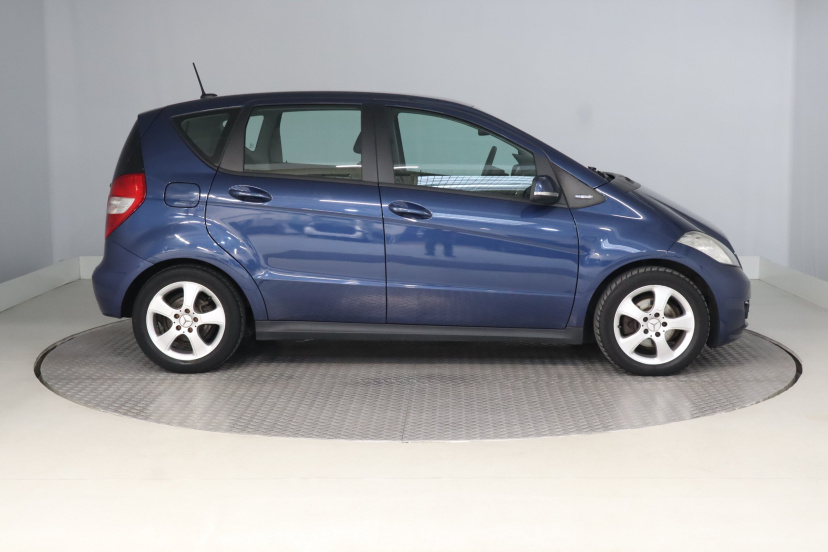Mercedes-Benz A, 2010