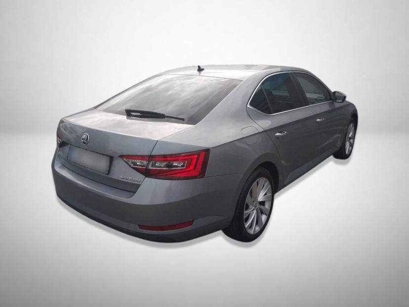 Škoda Superb, 2016