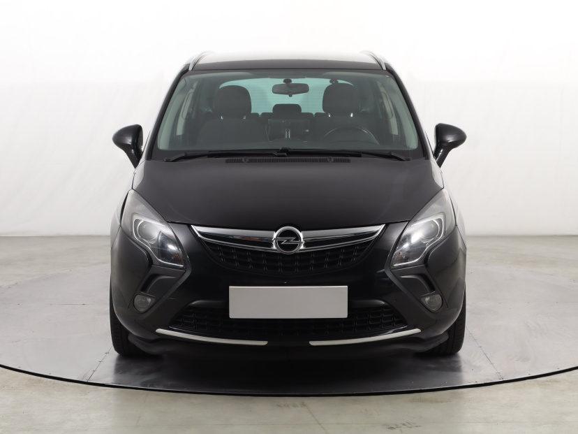 Opel Zafira Tourer, 2015