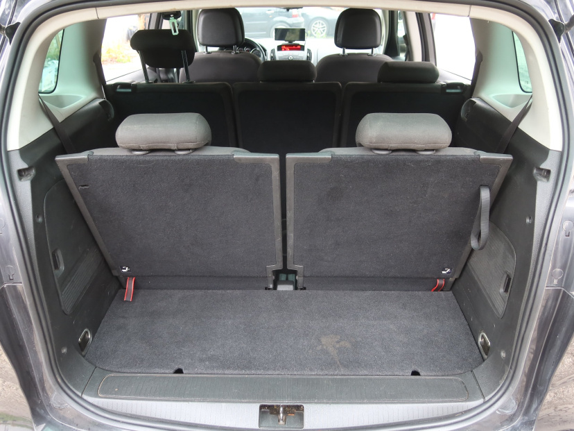 Opel Zafira Tourer, 2015