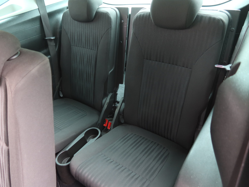 Opel Zafira Tourer, 2015