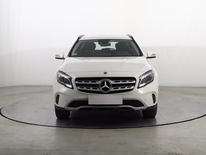 Mercedes-Benz GLA, 2017