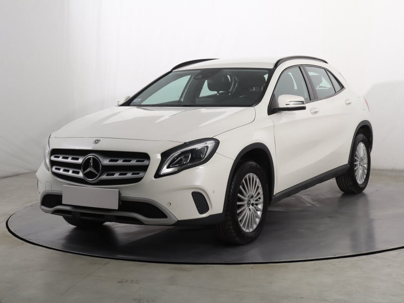 Mercedes-Benz GLA, 2017