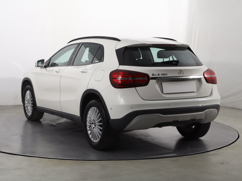 Mercedes-Benz GLA, 2017