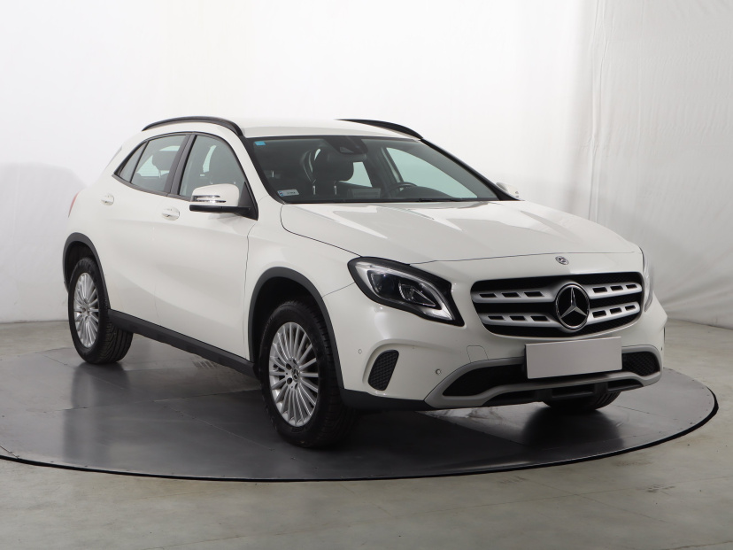 Mercedes-Benz GLA, 2017