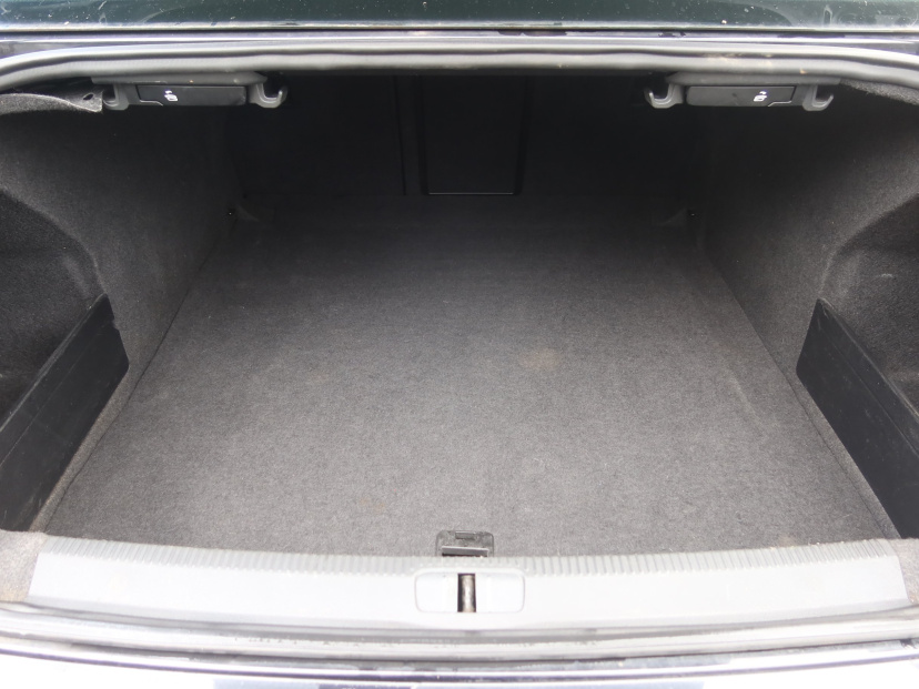 Volkswagen Passat, 2011