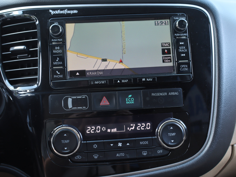 Mitsubishi Outlander, 2016