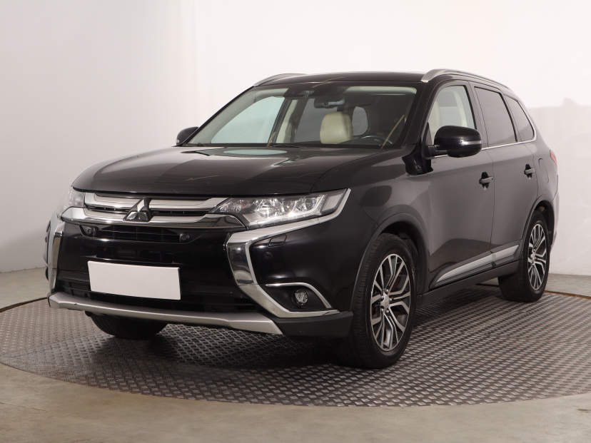 Mitsubishi Outlander, 2016