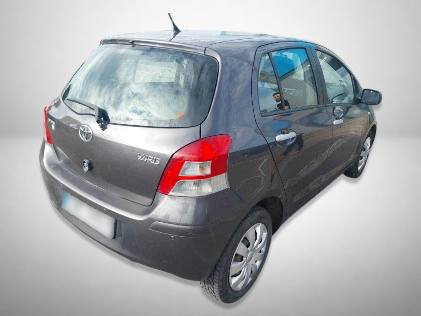 Toyota Yaris, 2011