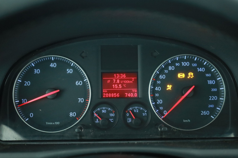 Volkswagen Touran, 2005