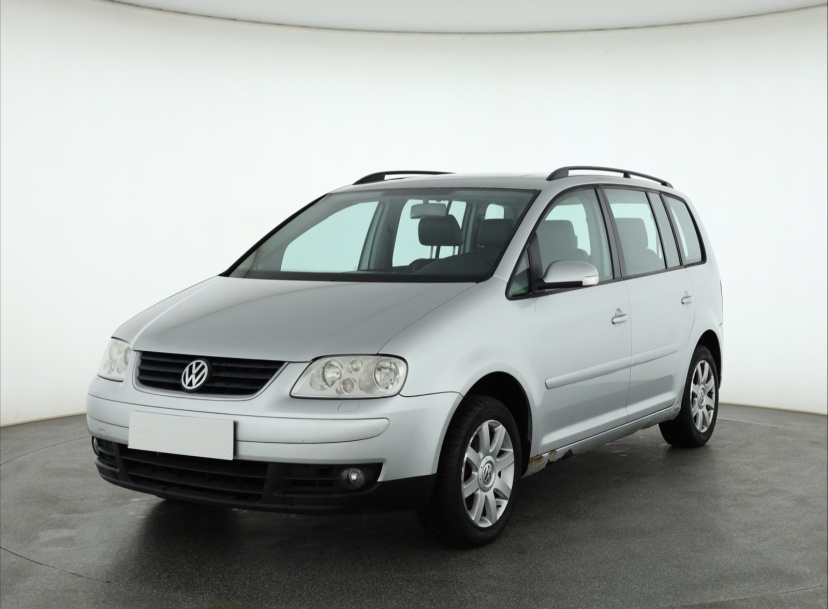 Volkswagen Touran, 2005