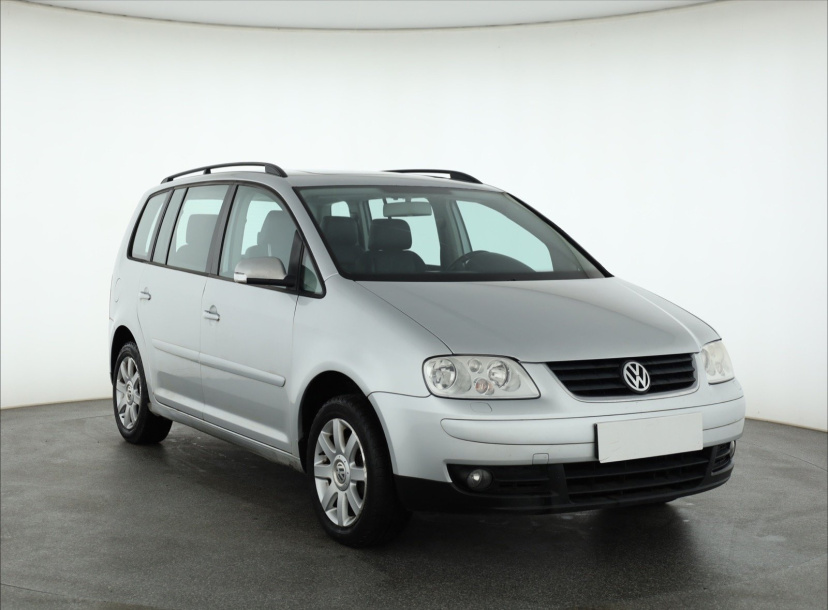 Volkswagen Touran, 2005