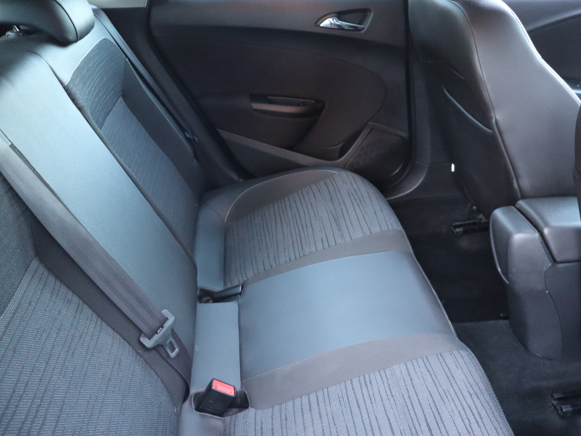 Opel Astra, 2014