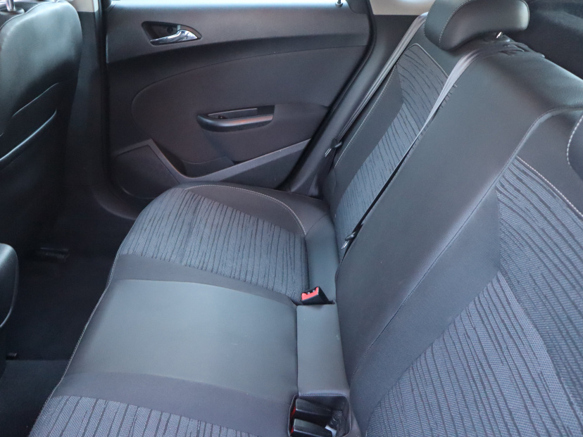Opel Astra, 2014