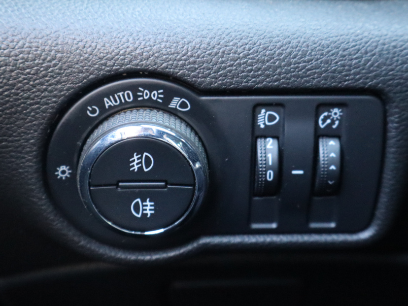 Opel Astra, 2014