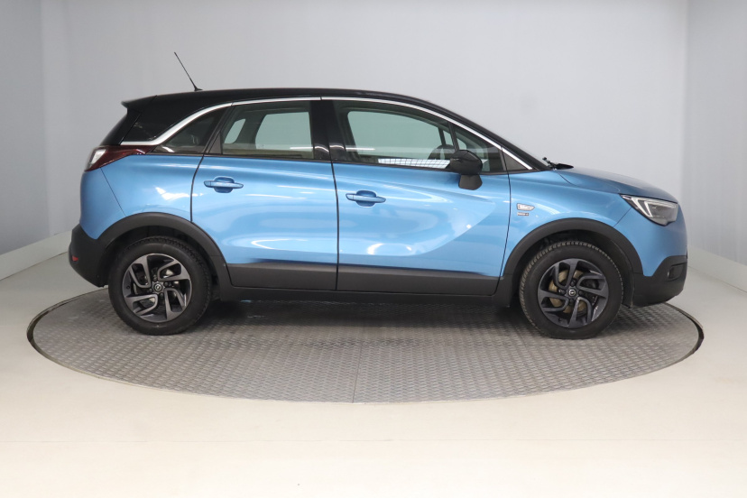 Opel Crossland, 2020