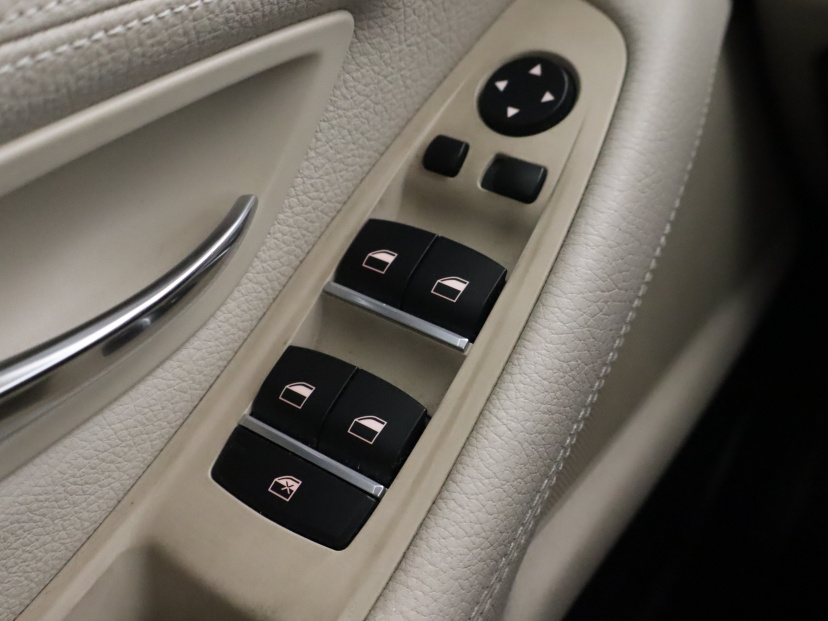 BMW 5, 2015