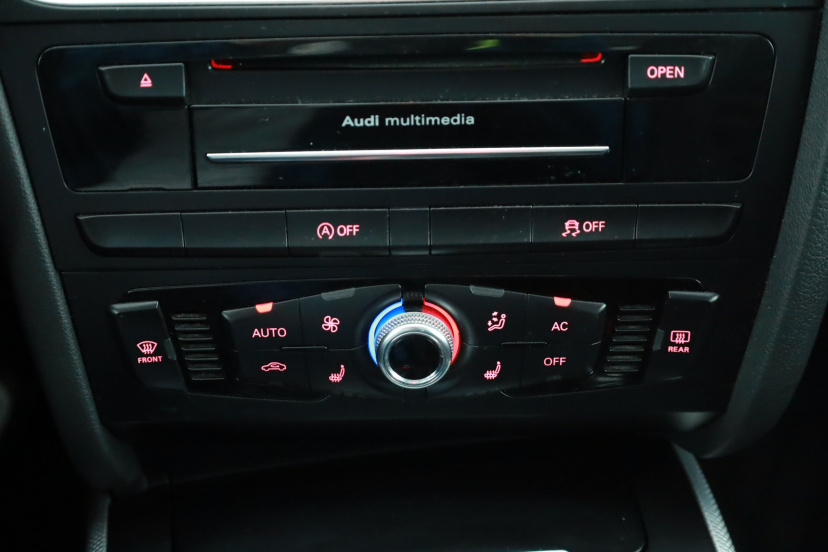 Audi A4, 2012