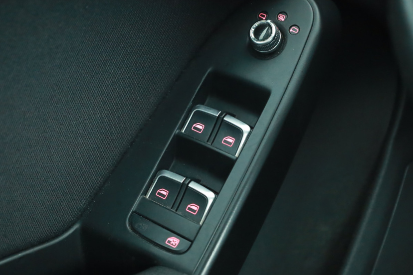 Audi A4, 2012