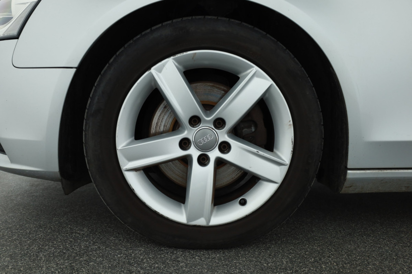 Audi A4, 2012