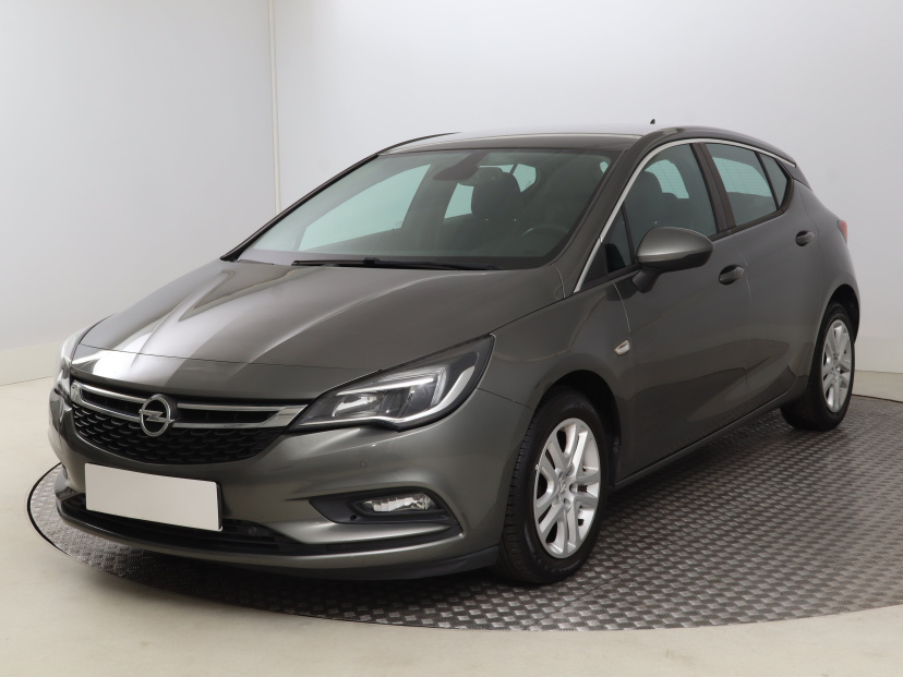 Opel Astra, 2018