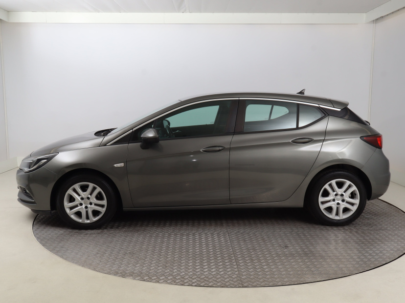 Opel Astra, 2018