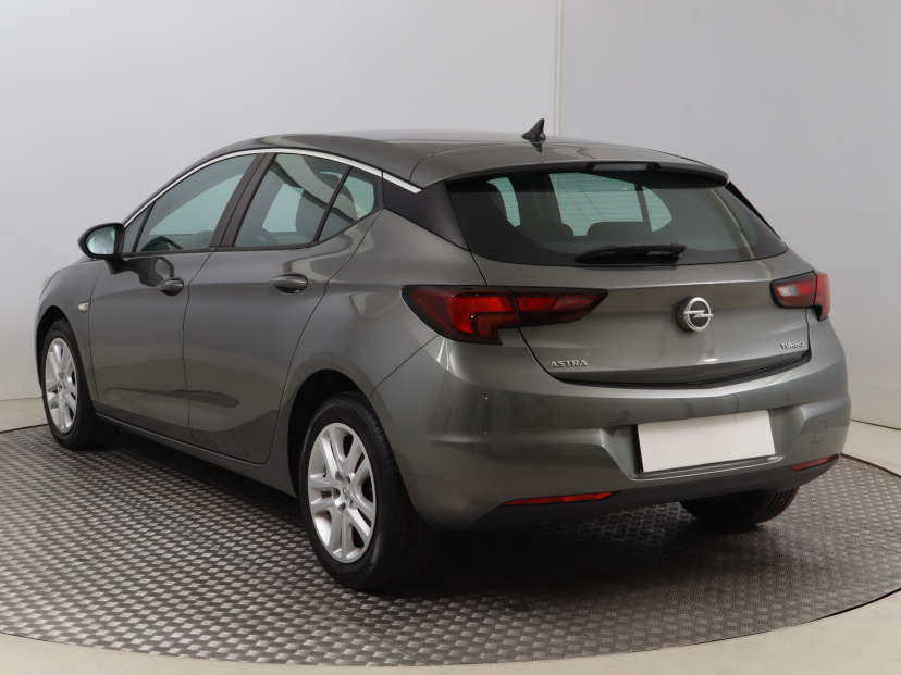 Opel Astra, 2018