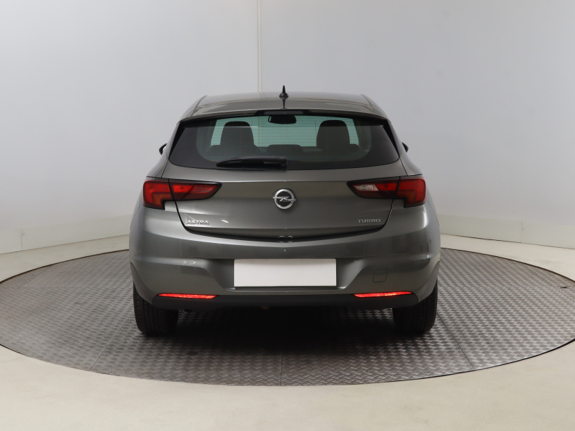 Opel Astra, 2018