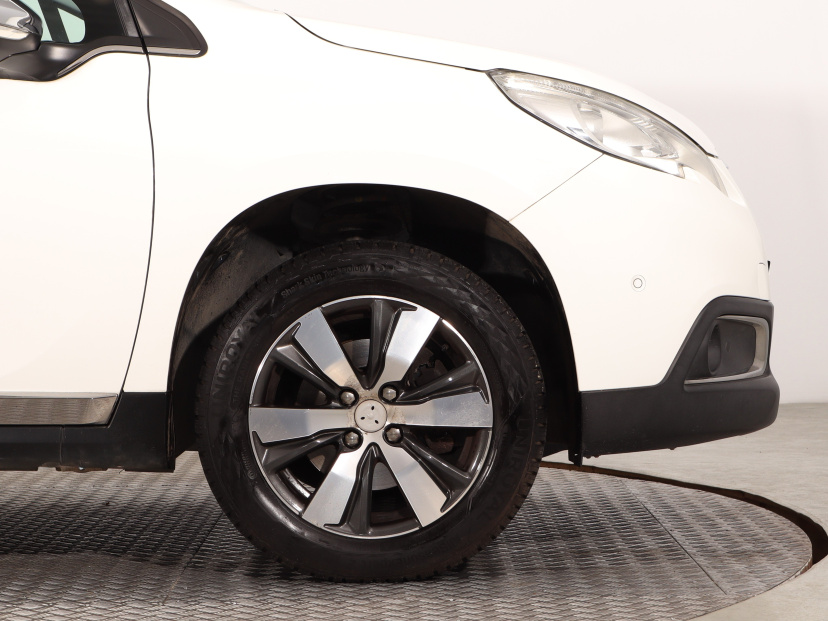 Peugeot 2008, 2013