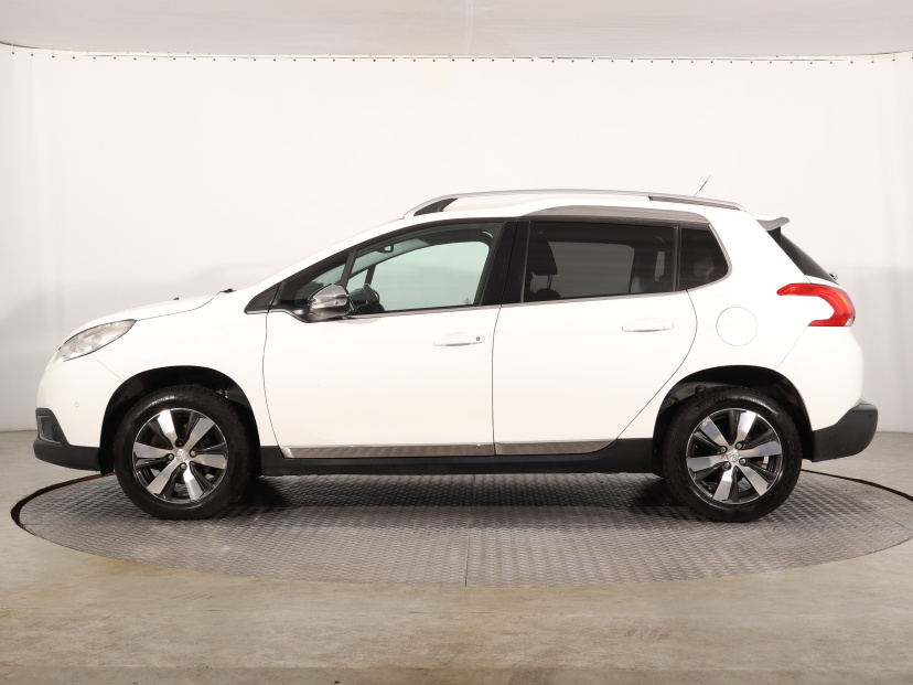 Peugeot 2008, 2013