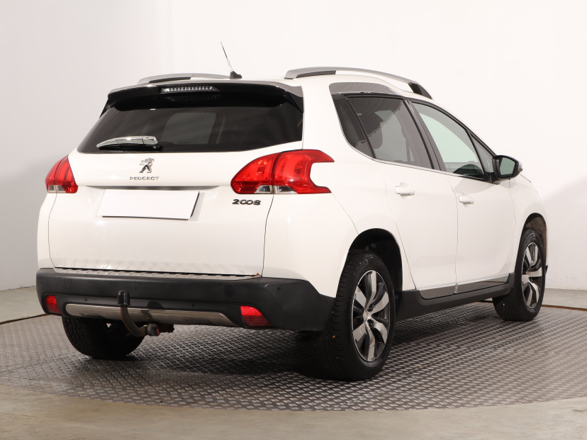 Peugeot 2008, 2013