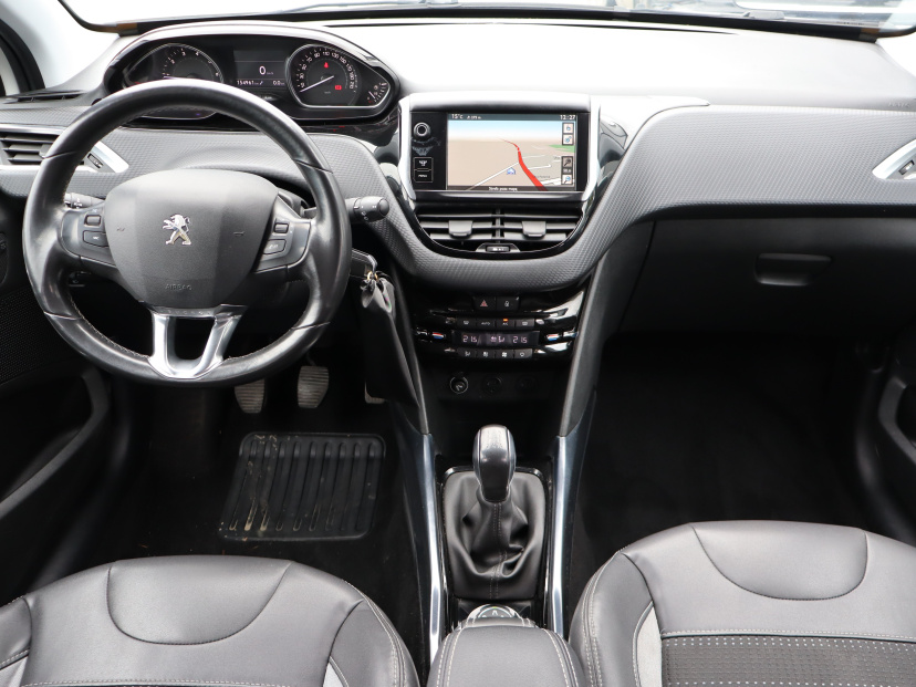 Peugeot 2008, 2013
