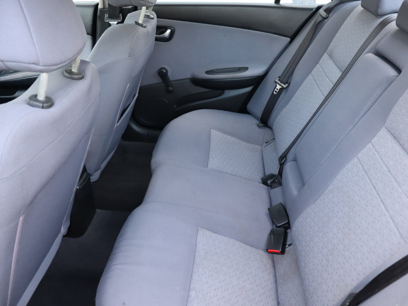 Nissan Primera, 2002