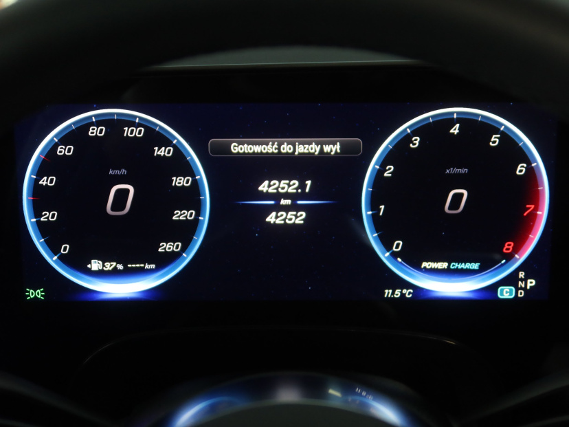 Mercedes-Benz CLA, 2025