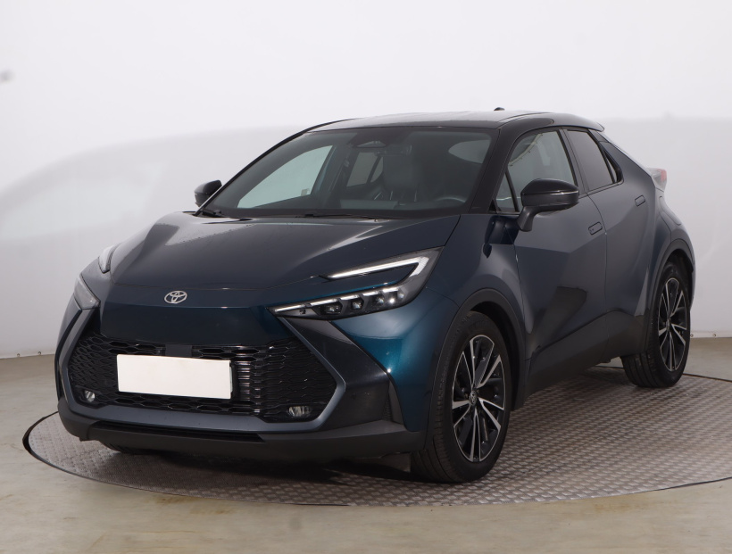 Toyota C-HR, 2024