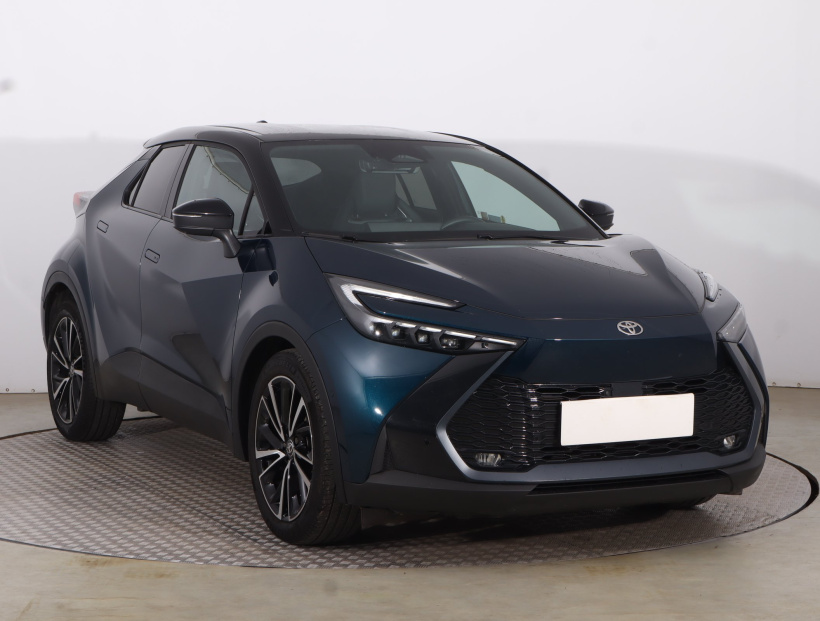 Toyota C-HR, 2024