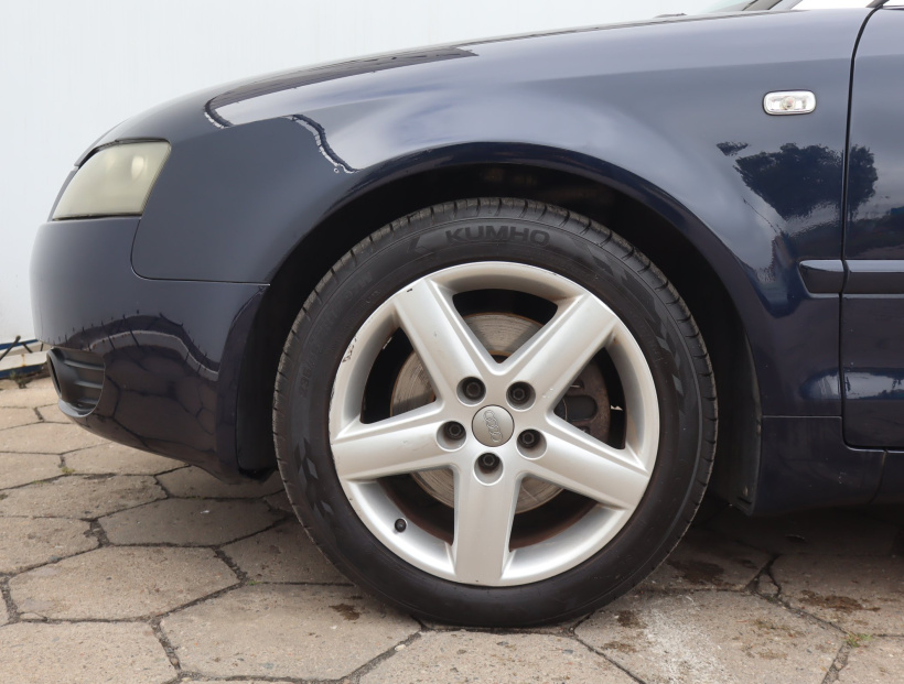 Audi A4, 2003