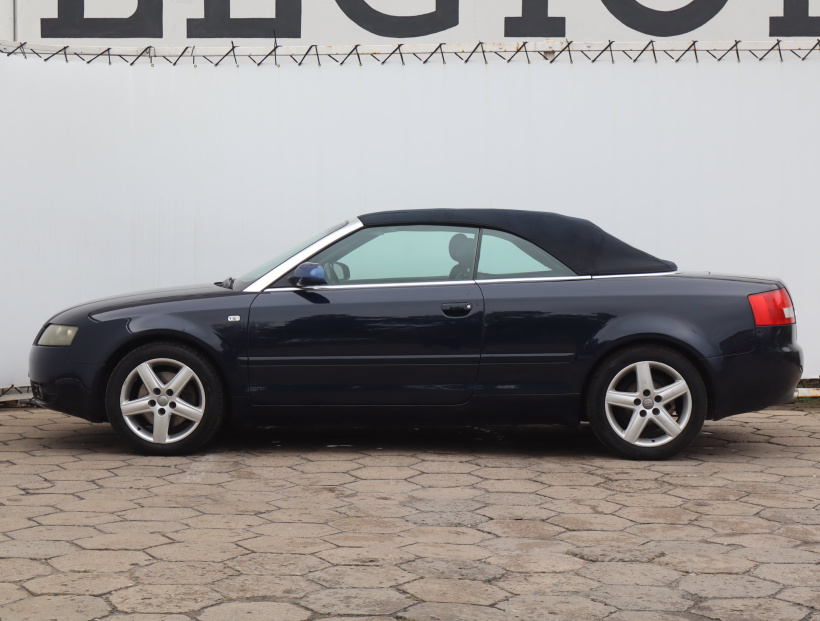 Audi A4, 2003