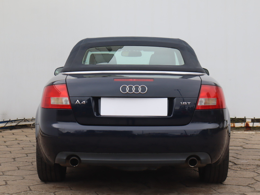 Audi A4, 2003