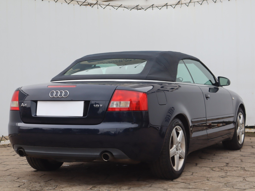 Audi A4, 2003
